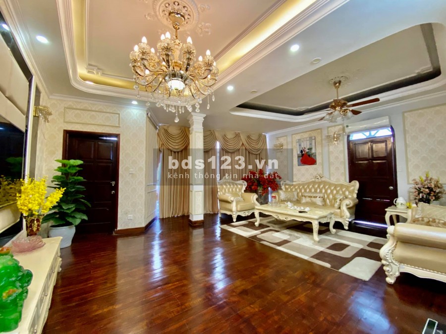 Chỉ 19.7 tỷ có nhà mặt phố Kim Ngưu kinh doanh 2 vỉa hè diện tích 87m2