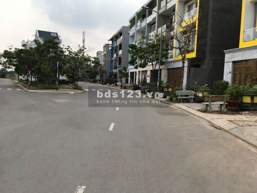 Bán Đất Bình Chánh 200m2 Gần Bệnh Viện Chợ Rẫy 2 MT Trần Văn Giàu 15tr/m2 Sổ Hồng Riêng