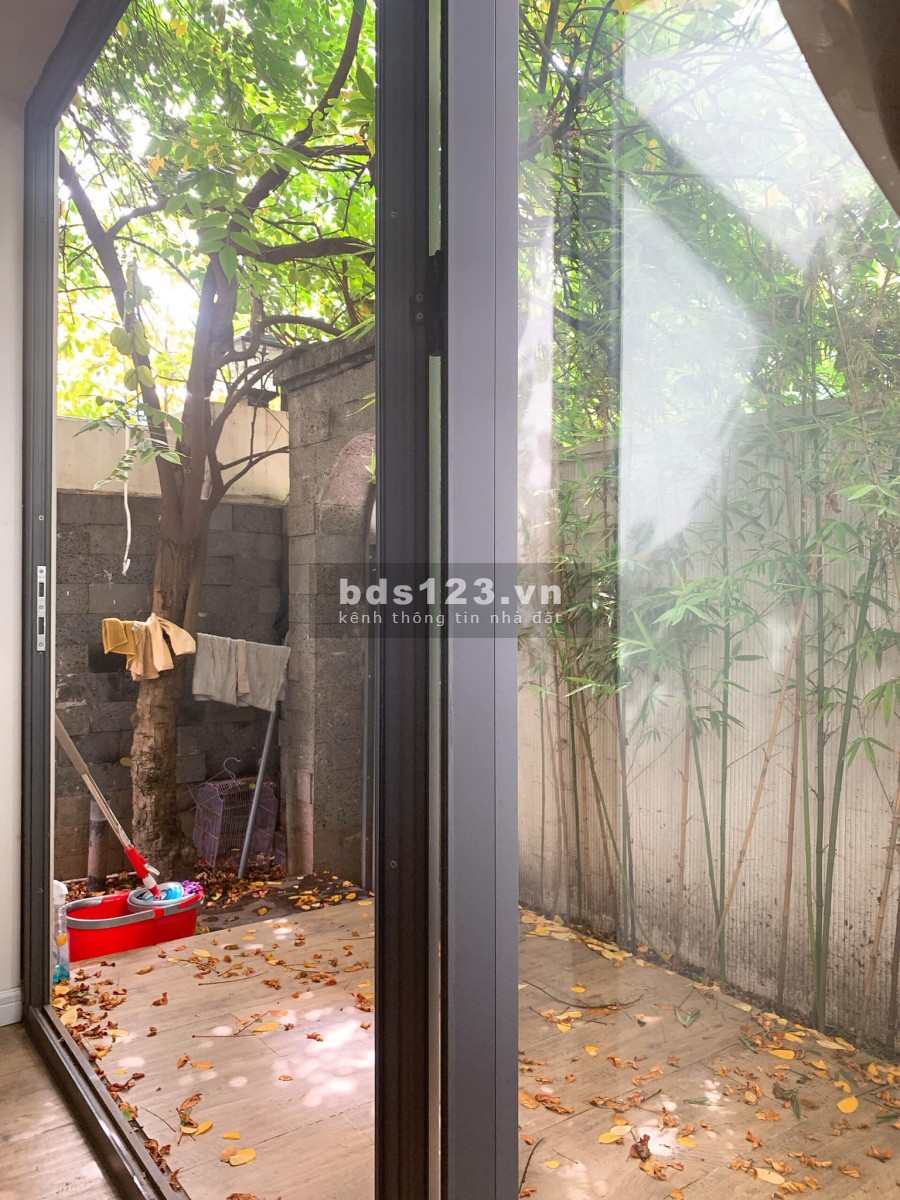 Bán biệt thự khu đô thị Mỹ Đình Sông Đà Sudico, 194m2, 5 tầng, 9m mặt tiền, 33.5 Tỷ
