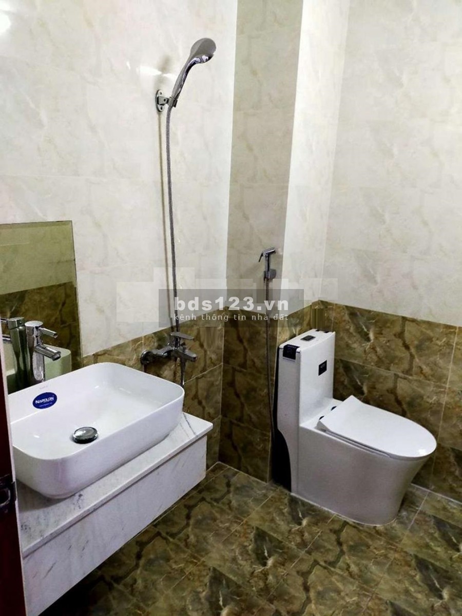 Nhà đẹp 2 tầng, 4.3x10.8 Lý Chiêu Hoàng hẻm 3m Quận 6, giá 3ti9