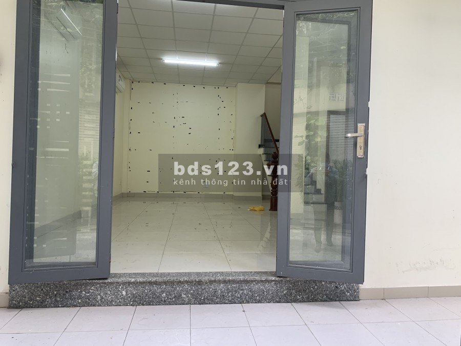 Biệt Thự 8x13m, 1 lầu, HXH, gần Phổ Quang sân bay, 0938.764.277