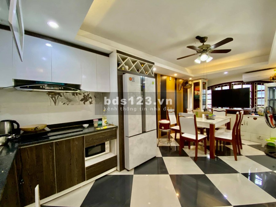 Chỉ 19.7 tỷ có nhà mặt phố Kim Ngưu kinh doanh 2 vỉa hè diện tích 87m2