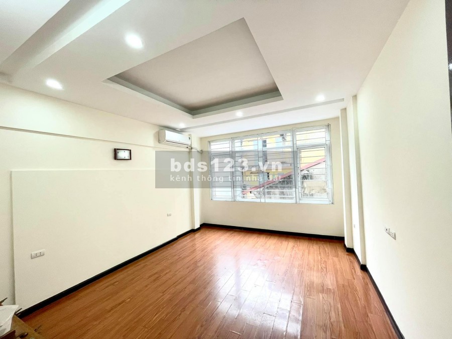 Bán nhà đẹp Đê Trần Khát Chân, Hai Bà Trưng diện tích rộng trong tầm tiền 37m 5 tầng 3,2 tỷ