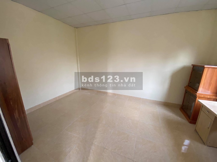 Bán nhà nguyên căn rộng 50m2, ô tô vào ở ngay, Quận Hà Đông, tặng nội thất