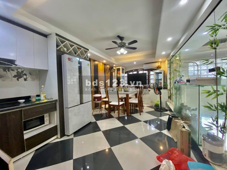 Chỉ 19.7 tỷ có nhà mặt phố Kim Ngưu kinh doanh 2 vỉa hè diện tích 87m2