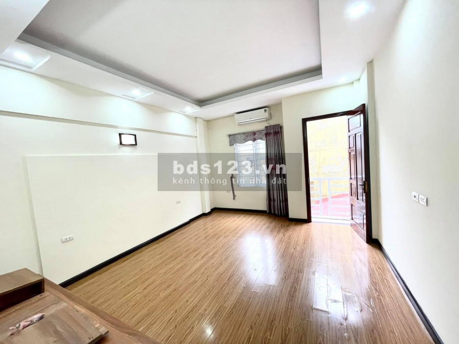 Bán nhà đẹp Đê Trần Khát Chân, Hai Bà Trưng diện tích rộng trong tầm tiền 37m 5 tầng 3,2 tỷ
