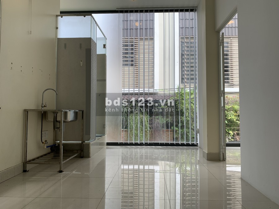 Biệt Thự 8x13m, 1 lầu, HXH, gần Phổ Quang sân bay, 0938.764.277