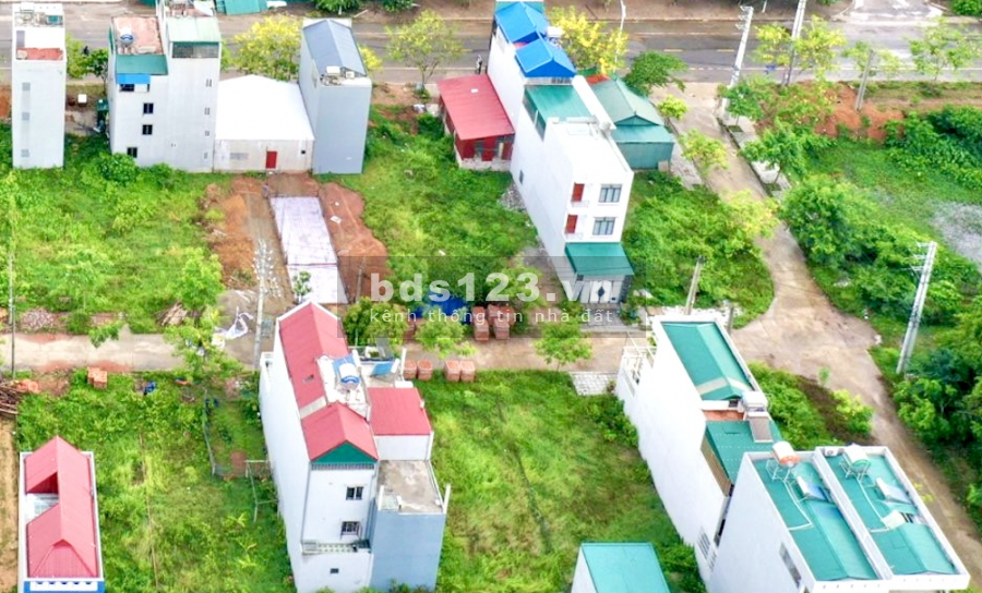 Bán lô mặt tiền 6m sổ đỏ cá nhân đường 36m, ngay sát trung tâm hành chính mới