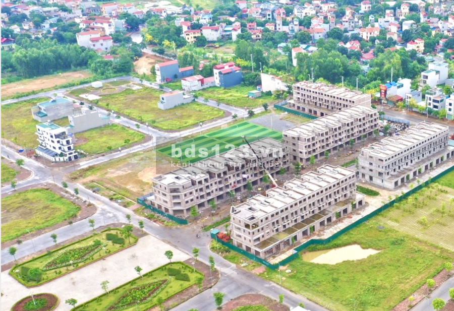 Bán lô mặt tiền 6m sổ đỏ cá nhân đường 36m, ngay sát trung tâm hành chính mới