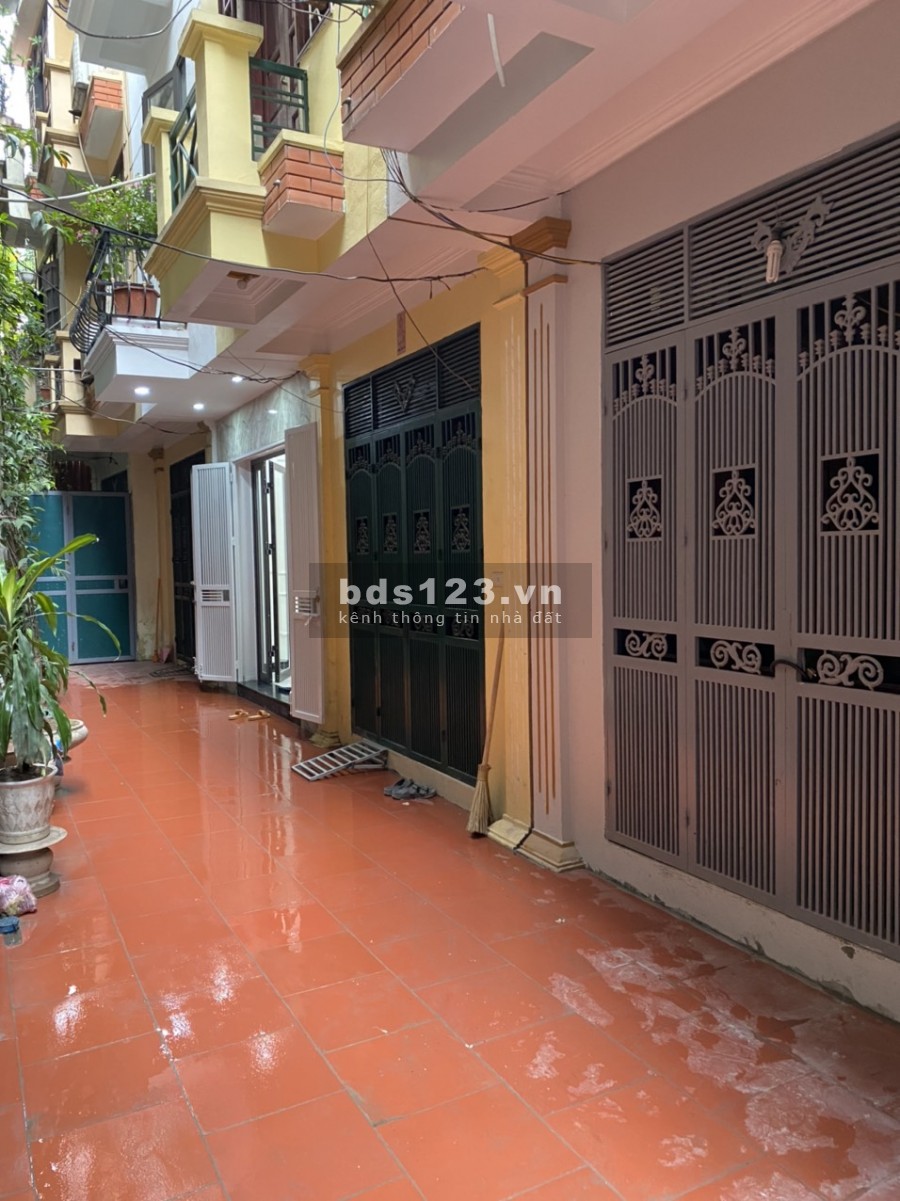 Bán nhà Bồ Đề, Long Biê, ở thì miễn chê, 2 Mặt Thoáng, 35 m2 2,95 Tỷ