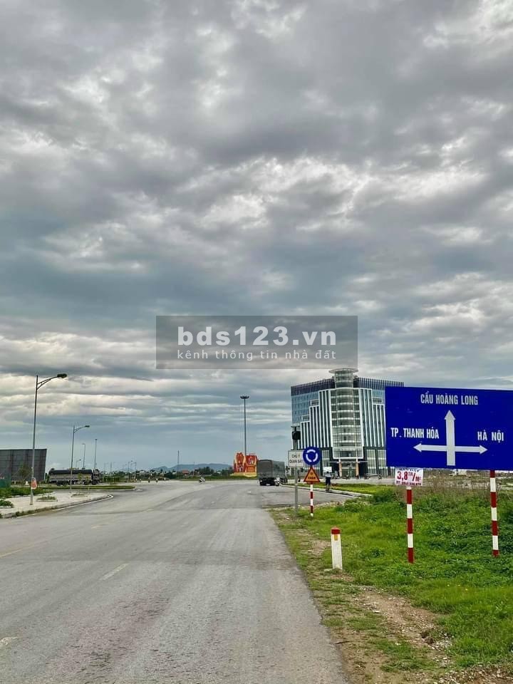 Bán đất MB 1643 Lễ Môn Xen Cư 03-04, giá bán 1.5 tỷ, sổ sẵn chính chủ