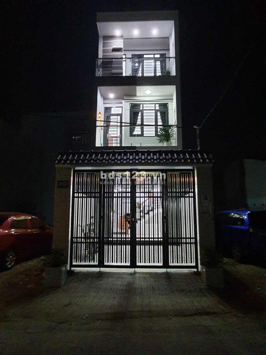 cho thuê nhà nguyên căn đường số 10 Linh XuânThủ Đức,LH 0909428959.