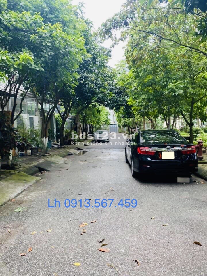 Biệt thự liền kề diện tích 133m2 5 tầng xây thô 2 mặt tiền giá bán 10.5 tỷ