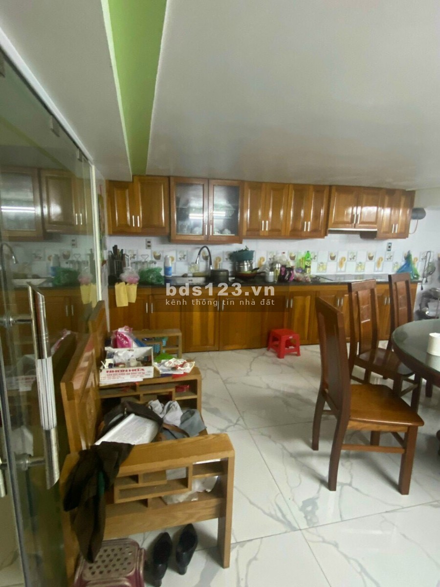 Bán nhà mặt đường đôi Nguyễn Văn Linh, TP HD, 74m2, 5 tầng, mt 5m, thang máy, chỉ 8 tỷ