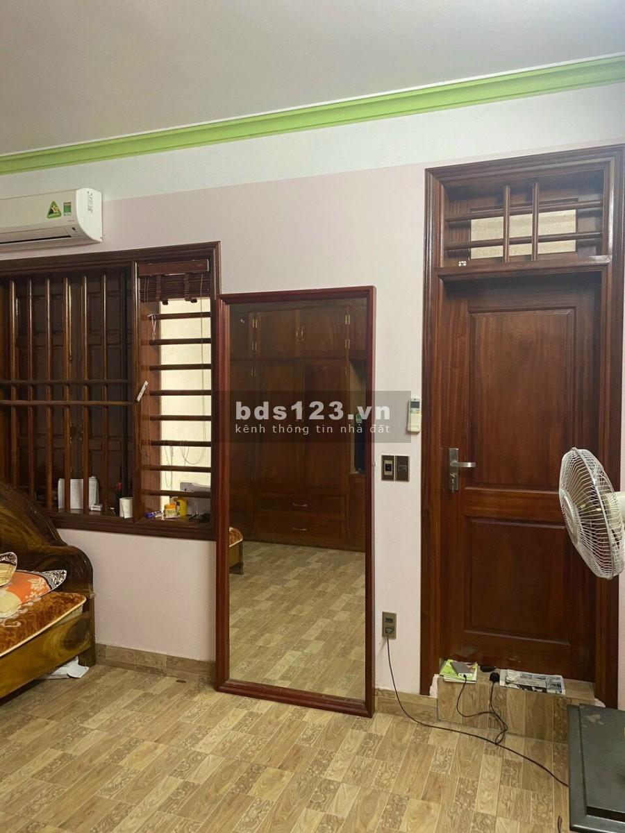 Bán nhà mặt đường đôi Nguyễn Văn Linh, TP HD, 74m2, 5 tầng, mt 5m, thang máy, chỉ 8 tỷ