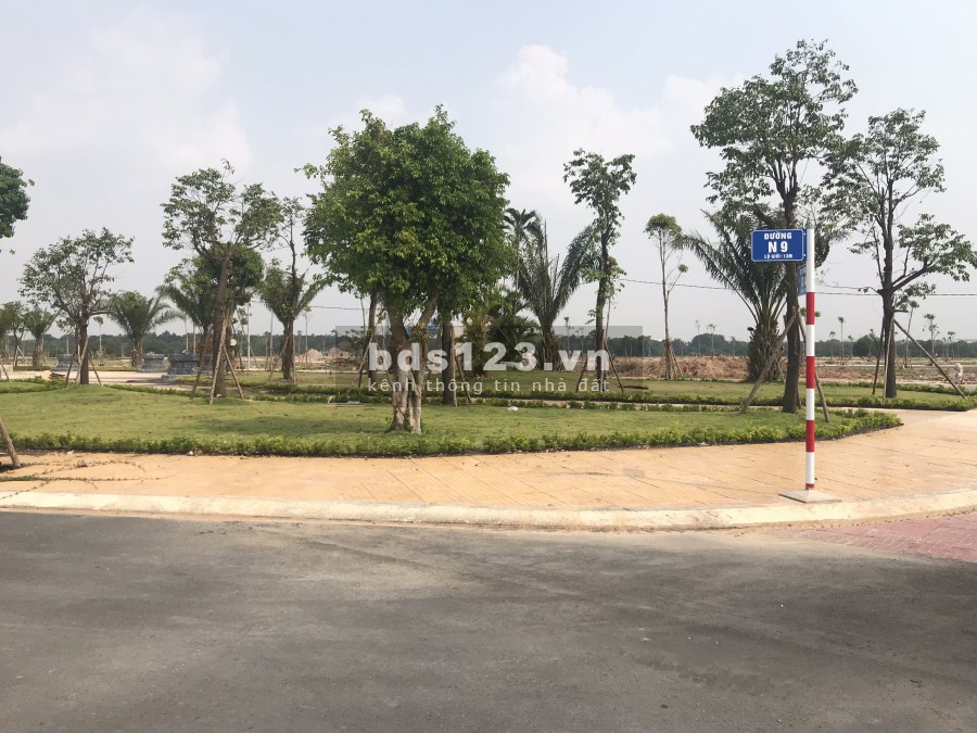 Bán đất nền mặt tiền đường Hùng Vương, Bến Cát giá 850 triệu, pháp lí 1/500