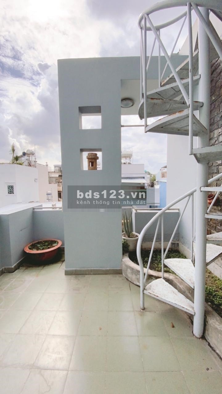 Nhà Mới 5PN- Hẻm Xe Hơi kd tự do, Hòa Hảo Quặn 10, giá 23 triệu/tháng