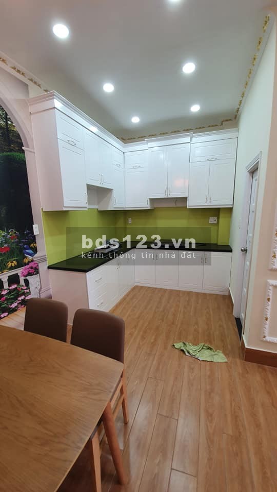 Nhà 1 trệt 2 lầu, HXH, 48m2, đường Bành Văn Trân, Tân Bình, Giá 6 tỷ