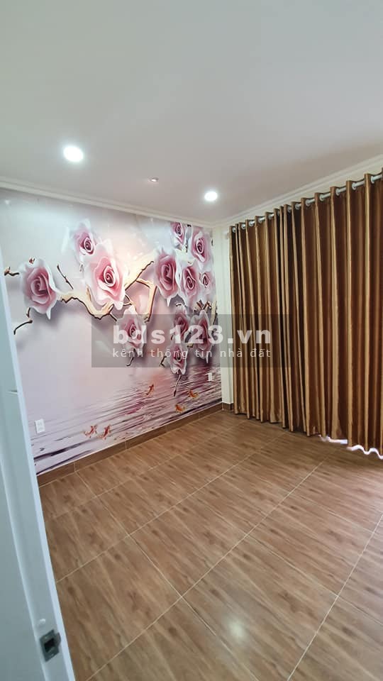 Nhà 1 trệt 2 lầu, HXH, 48m2, đường Bành Văn Trân, Tân Bình, Giá 6 tỷ