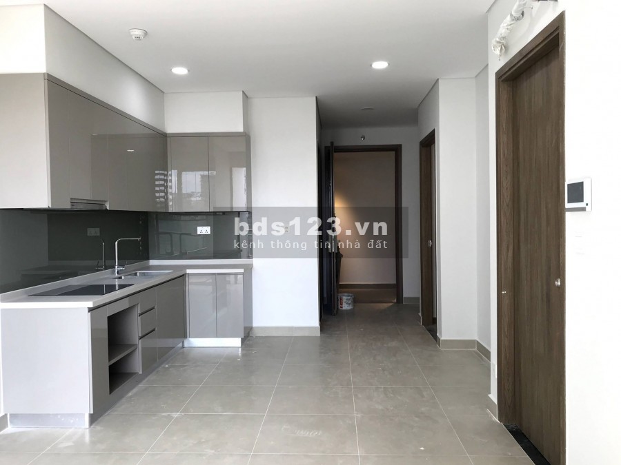 Chung cư 2PN 2WC full nội thất ngay mặt tiền Nguyễn Văn Linh