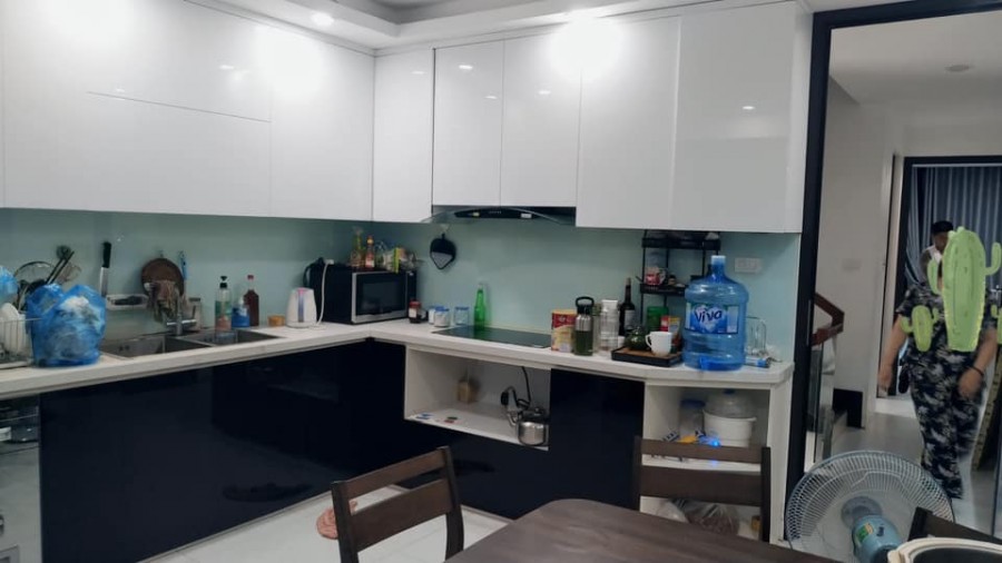 Nhà Mới Ở Ngay Nguyễn Khánh Toàn, Cầu Giấy, 55m2x5T, MT 4.5m, Giá 6.7 Tỷ.