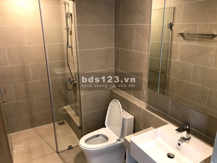 Chung cư 2PN 2WC full nội thất ngay mặt tiền Nguyễn Văn Linh