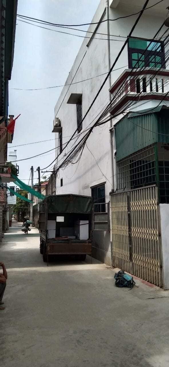 Gia Đình Bán Đất oto vào phố Tân Mai Hoàng Mai Hn Ngõ Thông 50m nhà 2 tầng giá:3.2 tỷ
