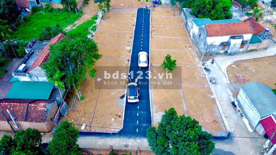 Tặng ngay 2 chỉ vàng cho khách đặt mua Lô đất ngay sát Công Nghệ Cao Hòa Lạc, dt 70m2, Sẵn sổ đỏ