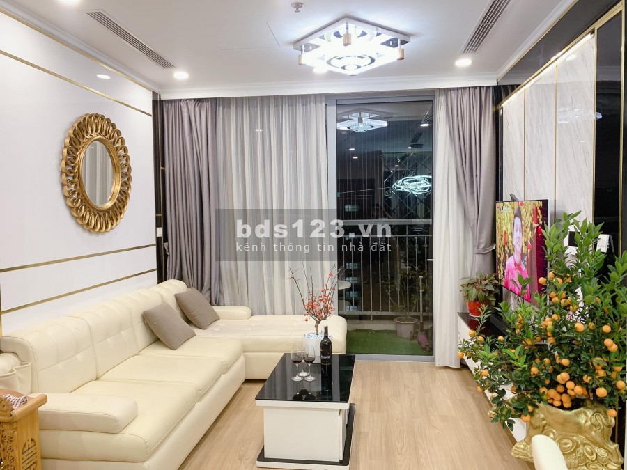 Tôi đang cần bán căn hộ 2 ngủ tại tòa A3, Full nội thất, giá 3 tỷ (bao phí) tại Vinhomes Gardenia