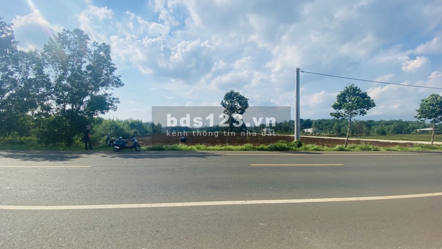 Đất 5x30 100 thổ cư, ngân hàng hỗ trợ, mt Võ Văn Kiệt trung tâm Phú Mỹ