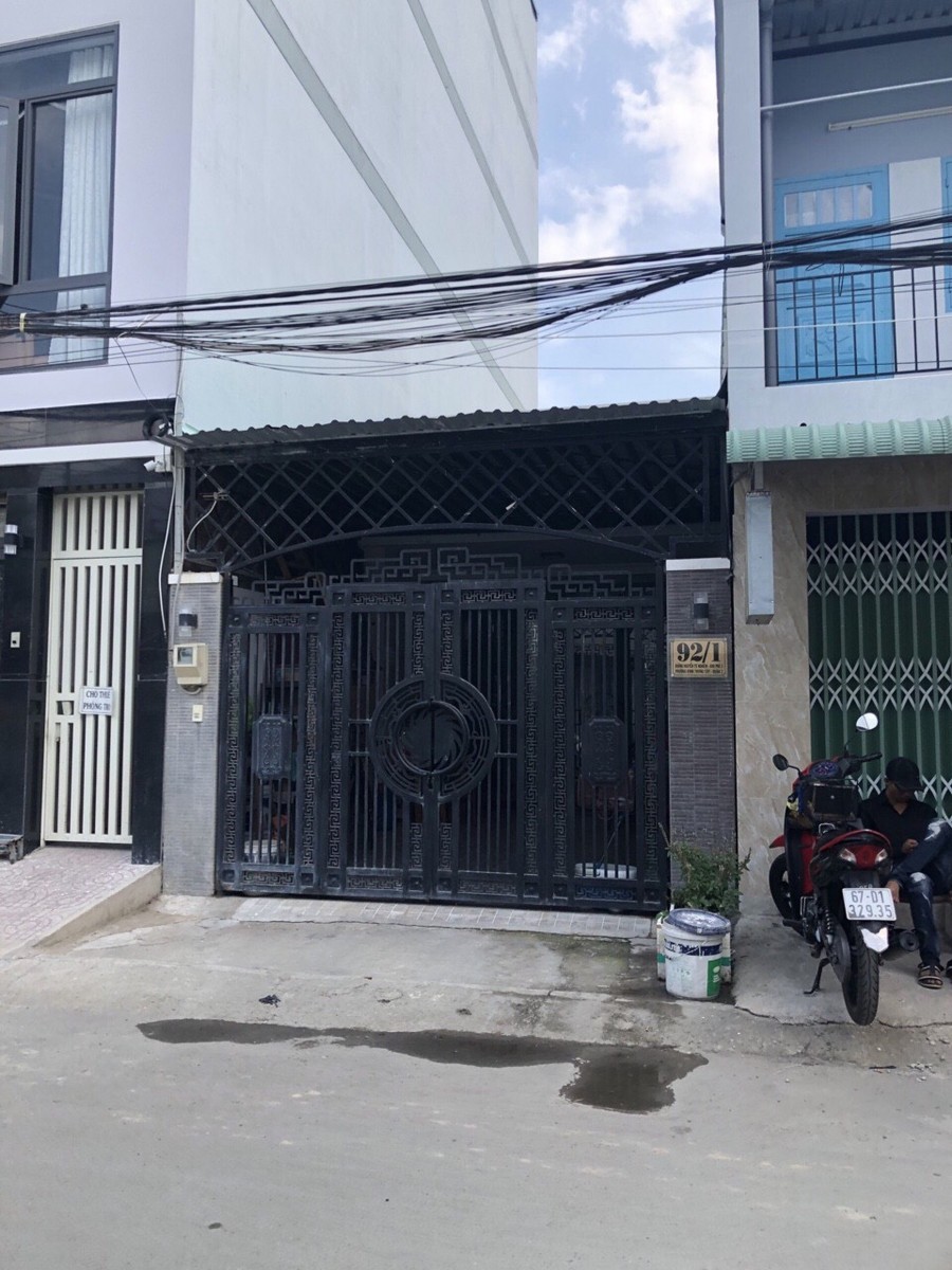 Chính chủ cần bán nhà mặt phố Phường Bình Trưng Tây, Quận 2