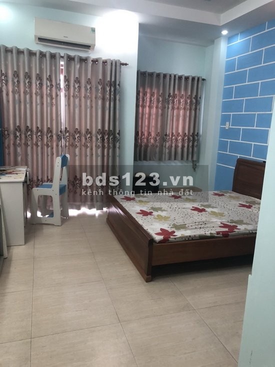 Cần tiền bán gấp nhà phố khu dân cư Nam Long Phú Thuận, Quận 7, pháp lí riêng