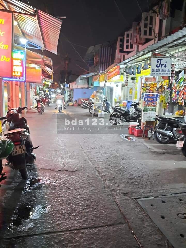 Hàng thơm ngon hiếm hẻm xe hơi tránh Quận 7 sổ vuông vức, dt 24m2, giá chỉ 3 tỷ