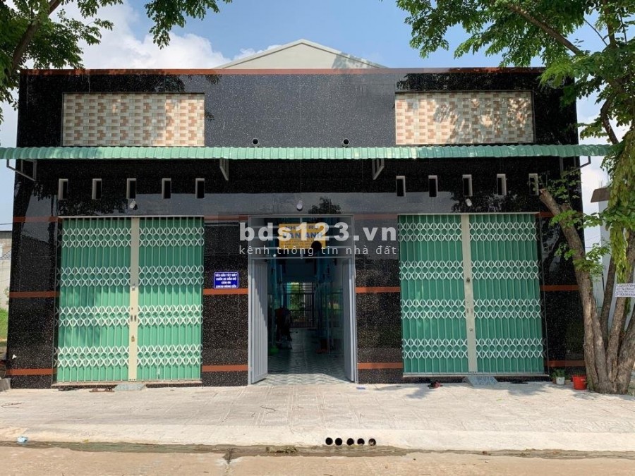 Chính chủ mùa dịch làm ăn thua lỗ tôi cần bán dãy nhà trọ 300m2, giá 1.3 tỷ