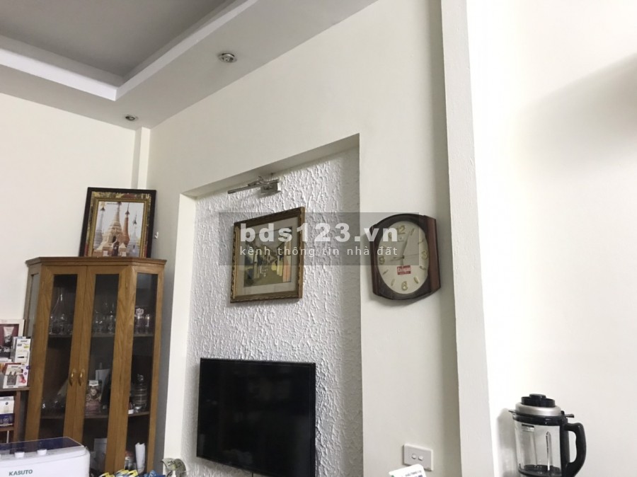 Nhà thổ cư, khu trung tâm quận Hai Bà Trung, giá bán 2.8 tỷ, lhcc