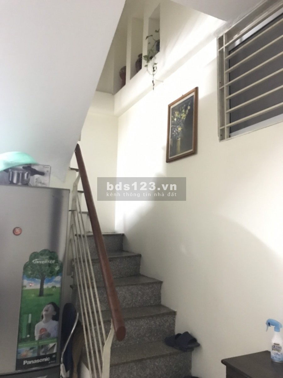 Nhà thổ cư, khu trung tâm quận Hai Bà Trung, giá bán 2.8 tỷ, lhcc