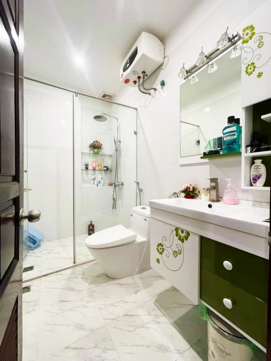 Bán Nhà Mặt Phố Vũ Trọng Phụng dt 70m 6 tầng mt 5.5m vỉa hè 30m giá 25.9 Tỷ