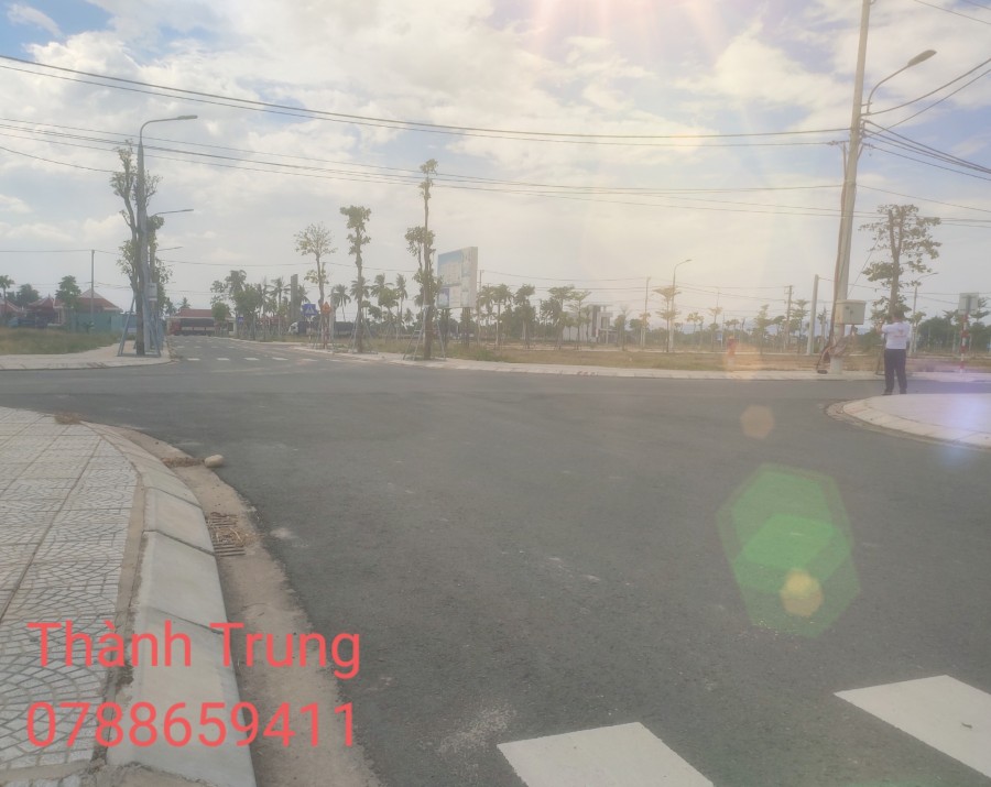 Cần bán gấp khu đất dự án Epic Town, gần khu công nghiệp, đông dân cư