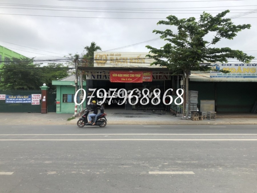 Bán gấp nhà mặt tiện thuận tiện kinh doanh buôn bán, toạ Cần Đước, Long An