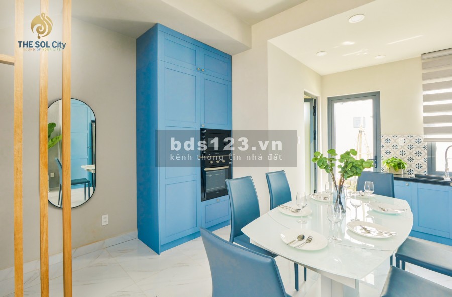 Cần Bán Gấp Nhà Phố 1 Trệt 1 Lầu 1 Sân Thượng, giá 2,8 tỷ. Ngay chợ Hưng Long