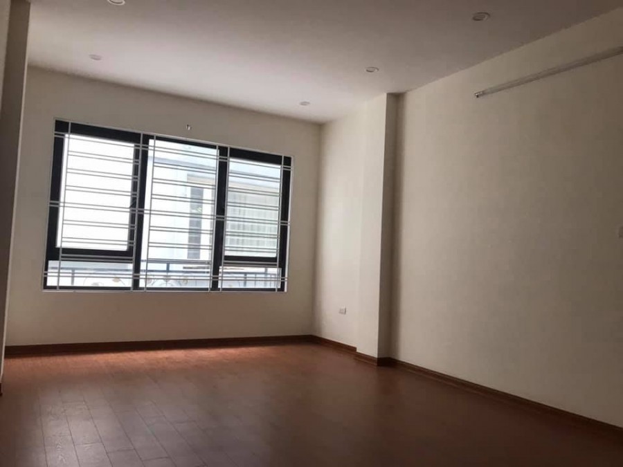 Siêu phẩm Dịch Vọng Hậu Cầu Giấy 39m2*6T thang máy, giá 7.5 tỷ.