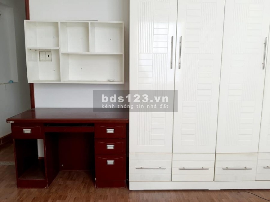 Bán Nhà Phố Đường Nguyễn Thái Sơn DT: 40m2, 3 L, 4m x 10m, Giá chỉ: 4.5 tỷ.