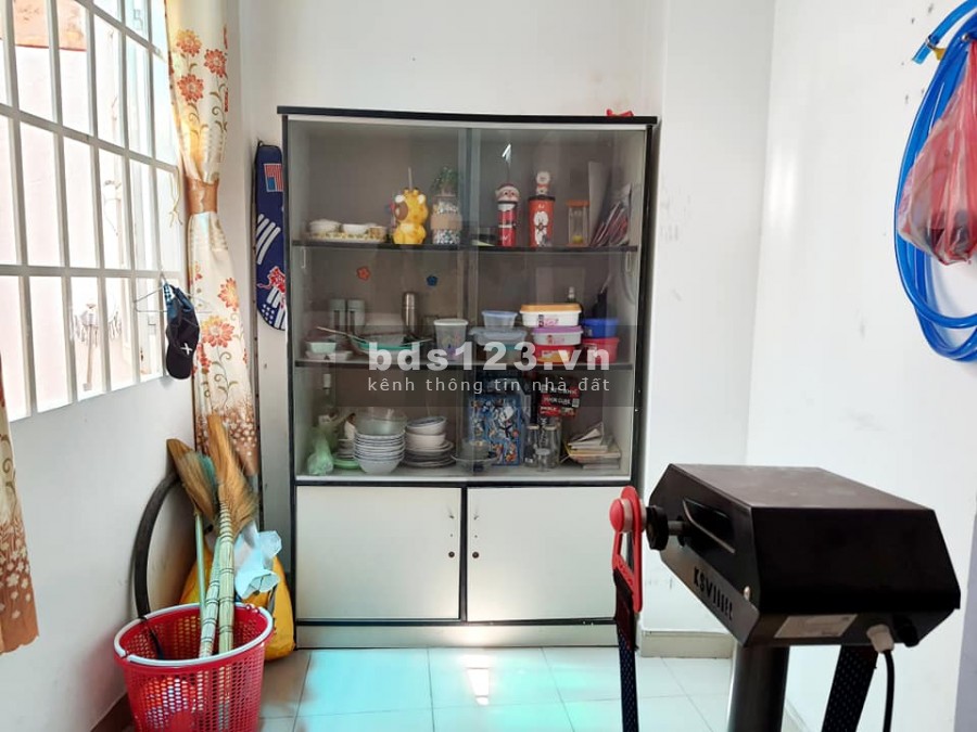 Bán Nhà Phố Đường Nguyễn Thái Sơn DT: 40m2, 3 L, 4m x 10m, Giá chỉ: 4.5 tỷ.