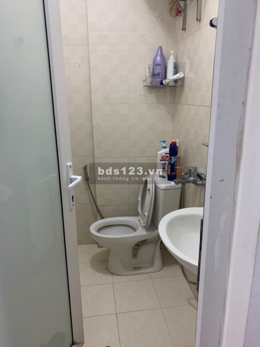 Bán nhà Võ Chí Công diện tích 35m2, nhà mới xây 5 tầng, giá 3,8 tỷ