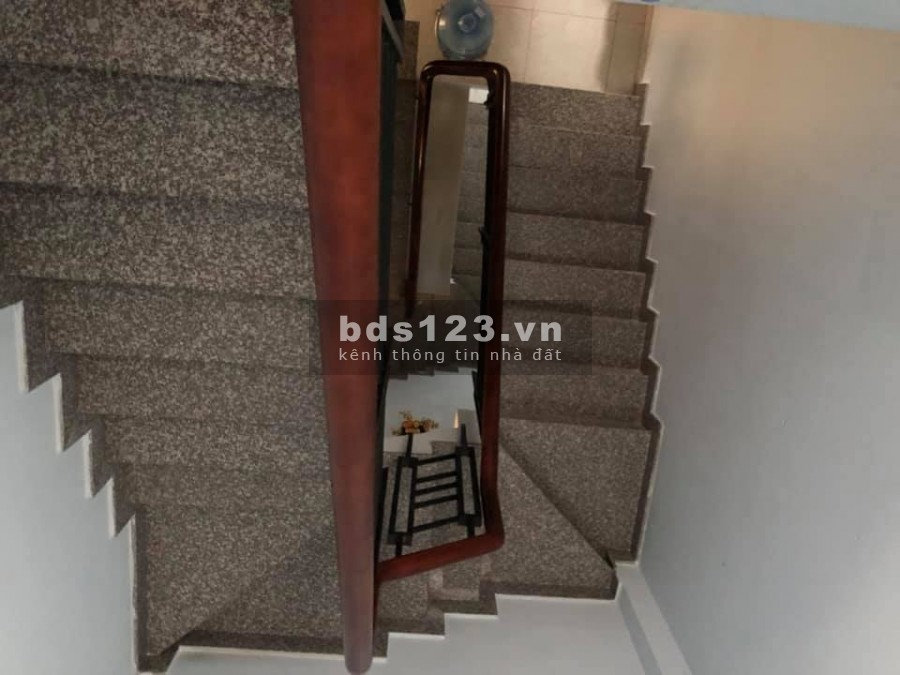 (Gò Vấp)Nhà lô góc đẹp như mơ, hxh Nguyễn văn Khối, dt 50m2, 3 tầng, giá 5.28tỷ.