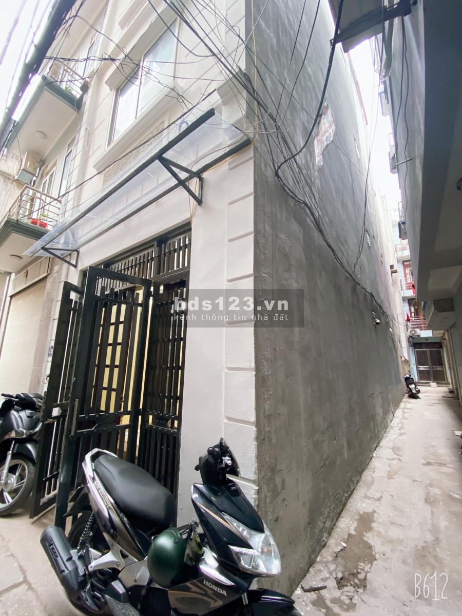 Chính chủ bán nhà ngõ 58 Trần Bình, Cầu Giấy. Lô góc, ngõ rộng, dân trí cao.