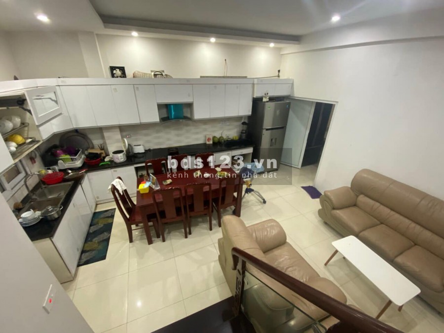 Bán Gấp Nhà Bồ Đề 96M2, 4 Tầng, ô tô vào nhà, Giá Sốc.