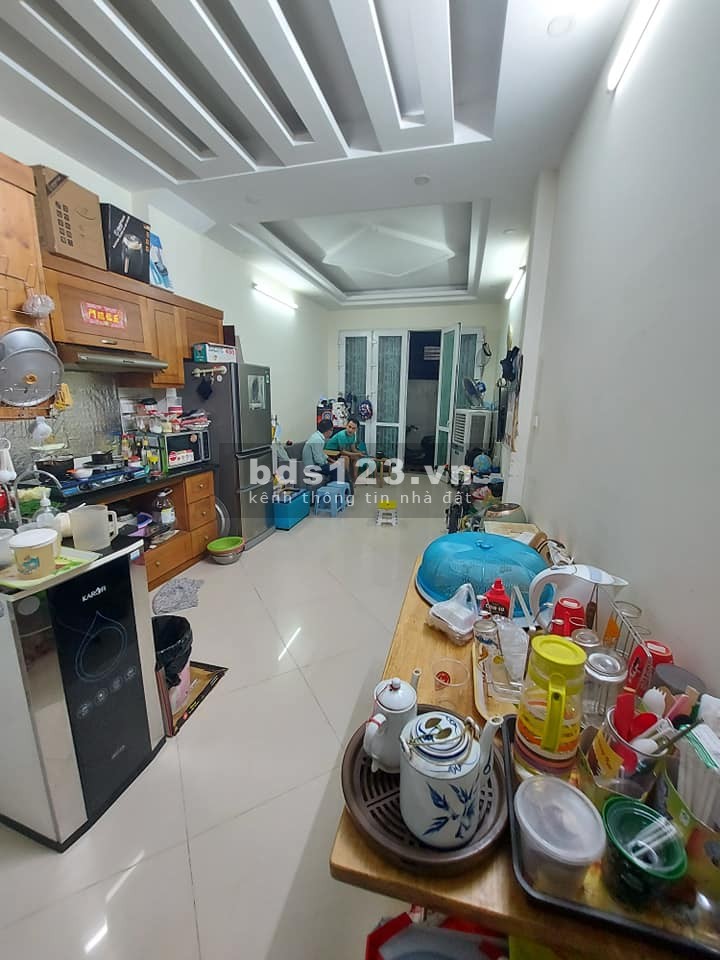 Chính chủ bán nhà riêng ngõ 5 Hoàng Quốc Việt, Cầu giấy. Giá 3.95 tỷ.