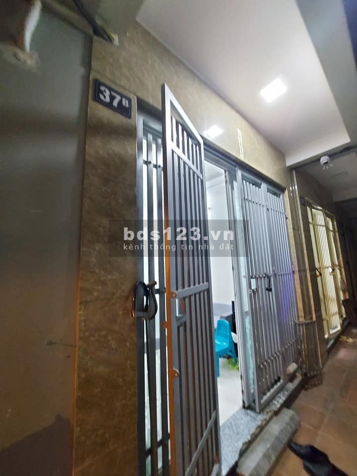 Chính chủ bán nhà riêng ngõ 5 Hoàng Quốc Việt, Cầu giấy. Giá 3.95 tỷ.