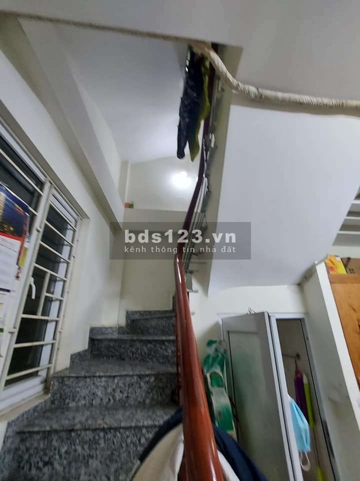 Chính chủ bán nhà riêng ngõ 5 Hoàng Quốc Việt, Cầu giấy. Giá 3.95 tỷ.